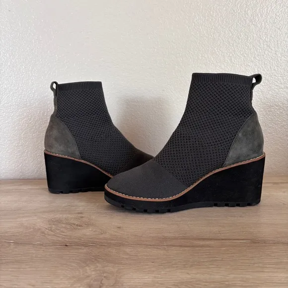 Eileen Fisher London Stretch Knit Wedge Booties in Graphite Size 6.5