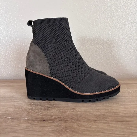 Eileen Fisher London Stretch Knit Wedge Booties in Graphite Size 6.5