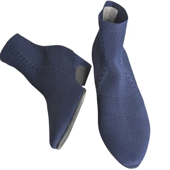 Eileen Fisher Purl Navy Sock Bootie..... Size 10