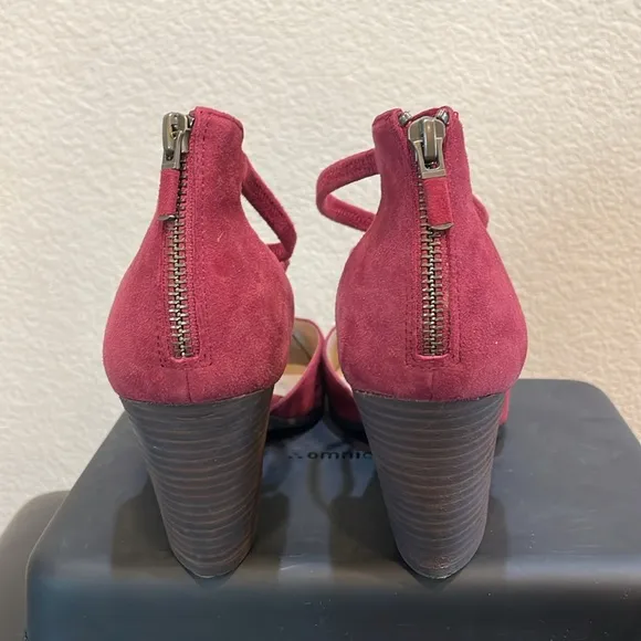 Eileen Fisher Tilda Red Stacked Heel Pumps Size 10