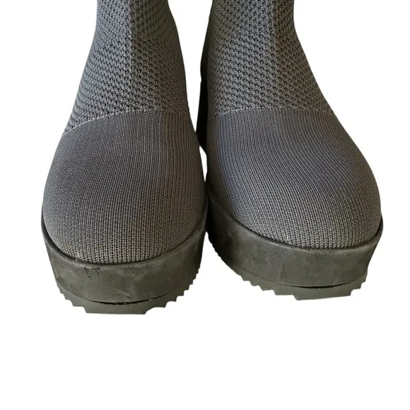 Eileen Fisher Women Platform Mars Graphite Black Boots Size 8 comfy minimalist
