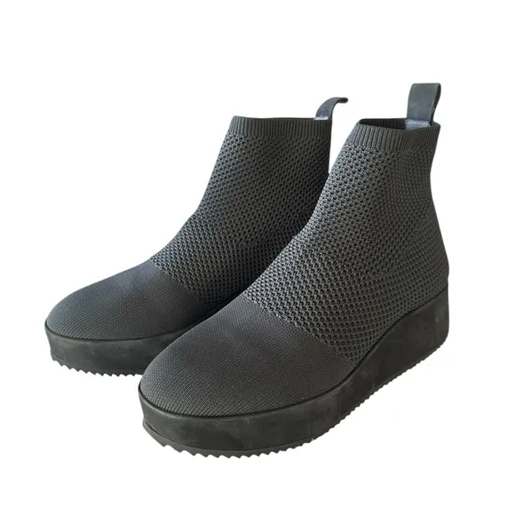 Eileen Fisher Women Platform Mars Graphite Black Boots Size 8 comfy minimalist