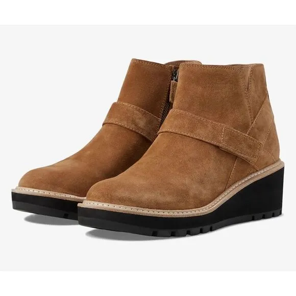 EILEEN FISHER Cargo Ankle Bootie