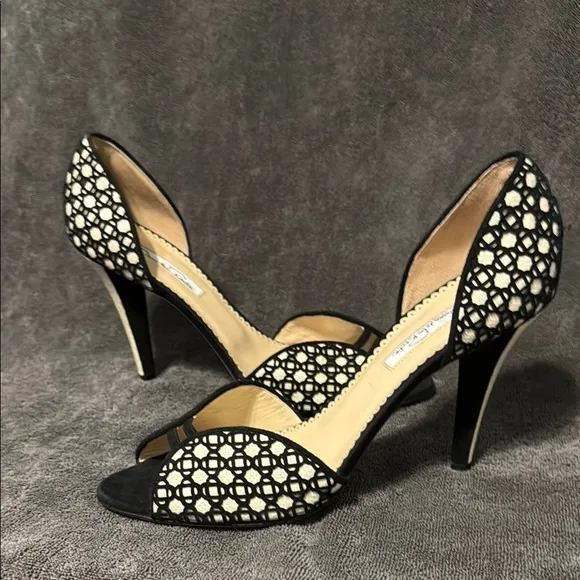 Elegant Black and Cream Women's Heels