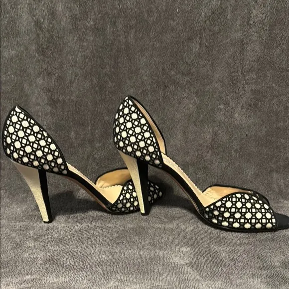 Elegant Black and Cream Women's Heels
