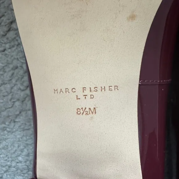 Elegant Burgundy Mary Jane Block Heels Size 8.5