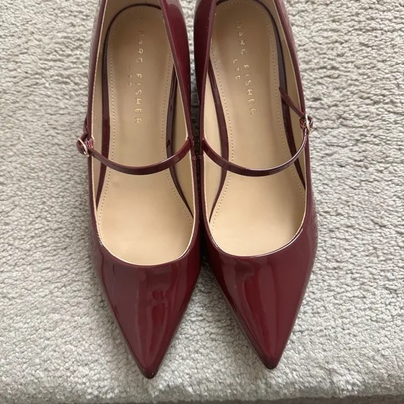 Elegant Burgundy Mary Jane Block Heels Size 8.5