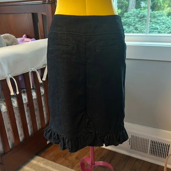 Elegant Dark Denim Button-Down Skirt with Ruffle detail