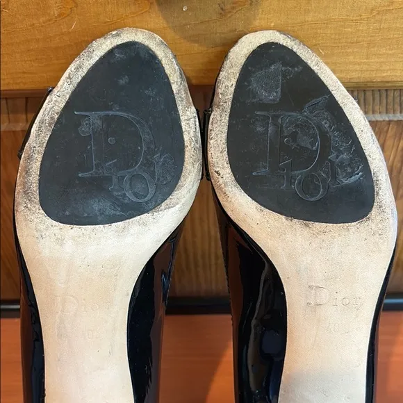 Elegant Dior Black Patent Leather Peep-Toe Heels Size 40