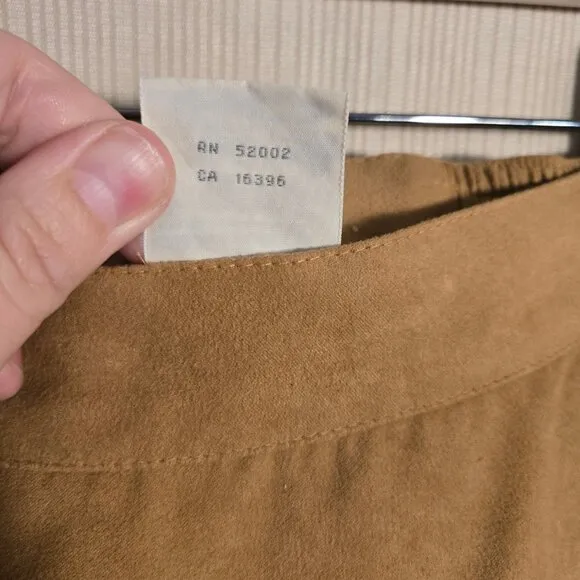 ELISABETH Liz Claiborne Suede Pencil Skirt | Camel | Size 16/18 0346