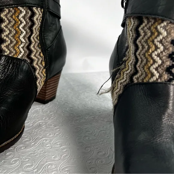 Elite by Corkys Marta Womens 7 Black Leather Print Textile Booties Ankle Boots