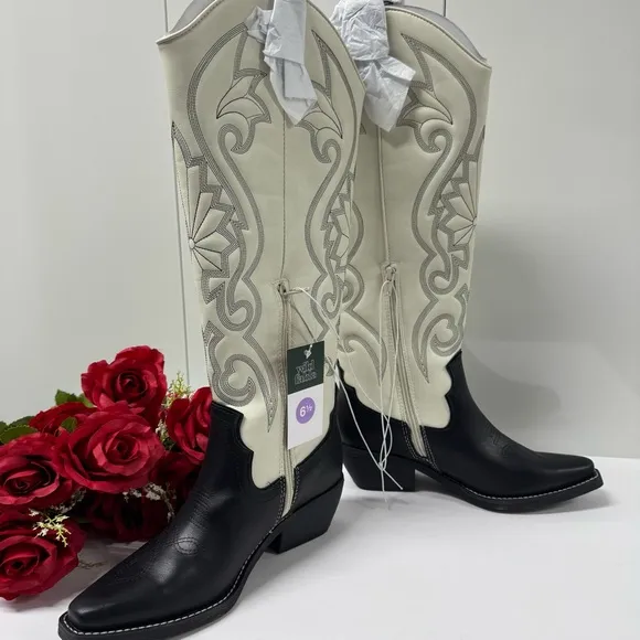 🤠EMBROIDERED WESTERN BOOTS