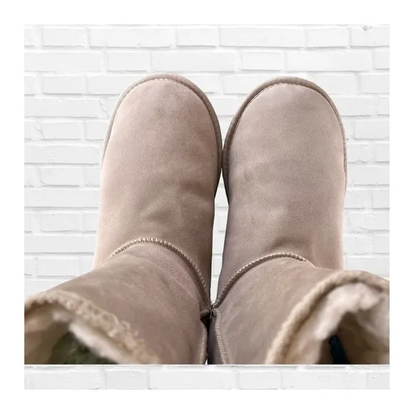Emu’s Sheepskin Classic Short Boot Unisex Mens’ Size 11 Women’s Size 12 EUC