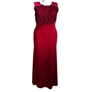 Enfocus Studio Women's Round Neck Cap Sleeve Ruched Flower Sequence Chiffon Form