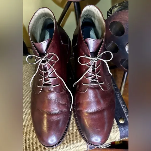 EUC Nisola “Emilio” Chukka Boots Leather Upper Brown/Cordovan Size 11