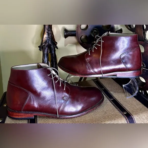 EUC Nisola “Emilio” Chukka Boots Leather Upper Brown/Cordovan Size 11