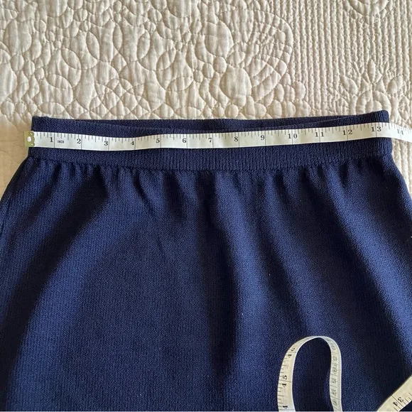 EUC St John Collection blue Santana knit short skirt