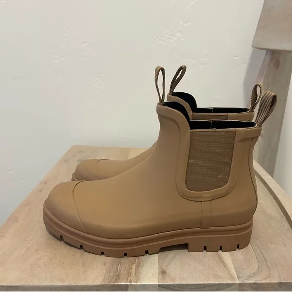 Everlane Rain Boots Womens 8 Chelsea Tawny Brown Rubber Slip on Heavy Anti Slip