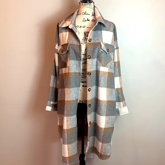 Fall Plaid Long Coat Shirt Jacket Shacket  NEW!