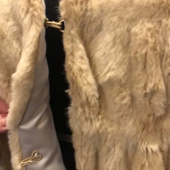 Faux fur stole