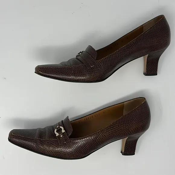 Ferragamo Brown Miista Leather Embossed Pumps Heels Size 9