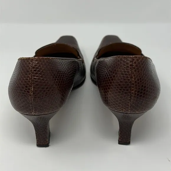 Ferragamo Brown Miista Leather Embossed Pumps Heels Size 9