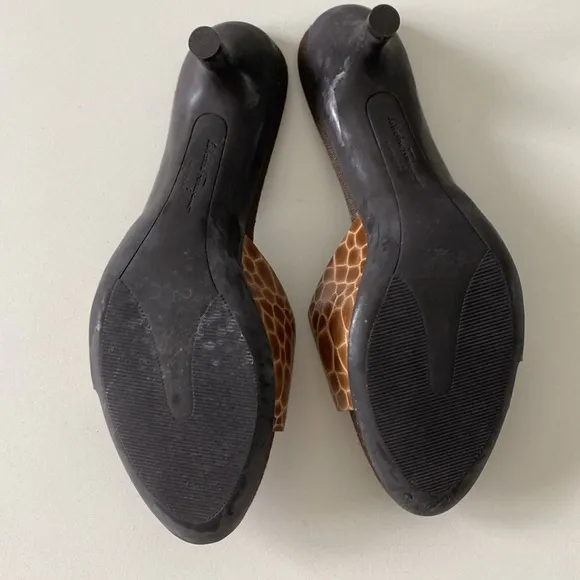 Ferragamo heels sandals shoes NEW 9.5 B