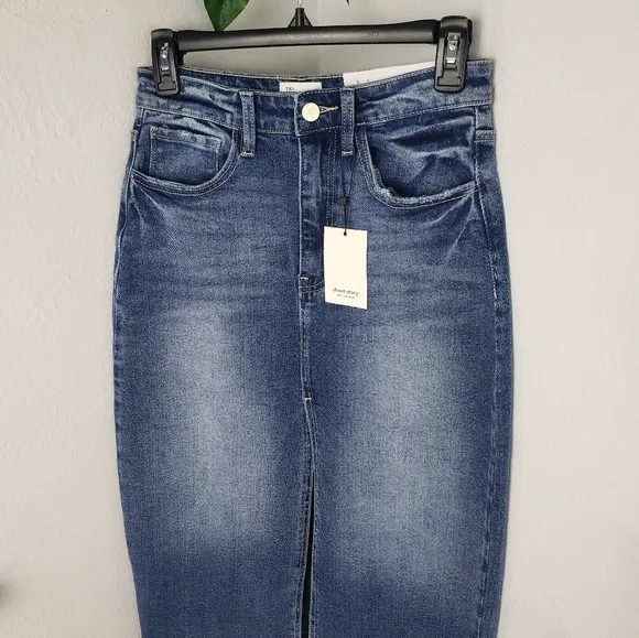 Fine Print Denim Long Distressed NEW sz XSP