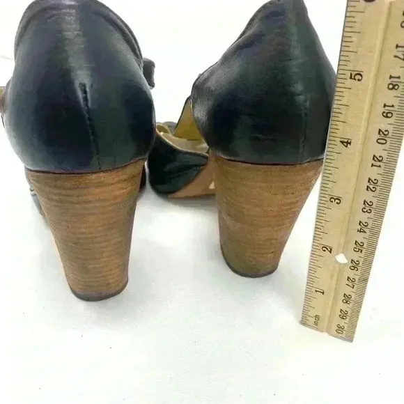 Fiorentini &amp; Baker Leather shoes made in Italy EU 38 US 7.5 EUC