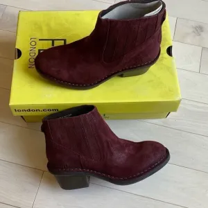 Fly London Women's Doreo 11 Fly Ankle Boots Berry Talisa Size 37