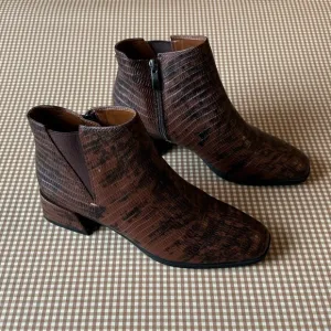 FRANCO SARTO &quot;Nico&quot; boot in Espresso Snake Print short boots booties. Size 6