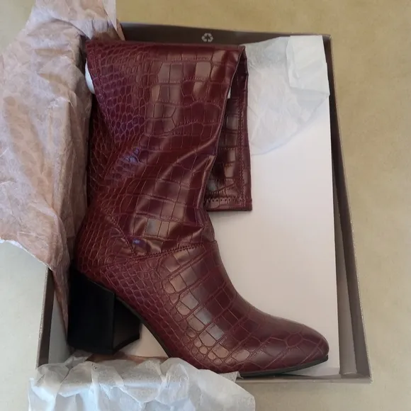 Franco Sarto Tribute Hight Shaft Multiberry Boots Size 7