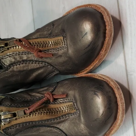 Free People Jim Barnier Womens Boho Leather Moto Heels shoes sz 9.5 USA