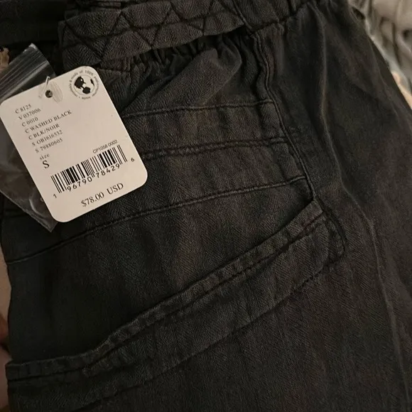 Free People Topanga Cuff Short in Washed Black. NWT size small.