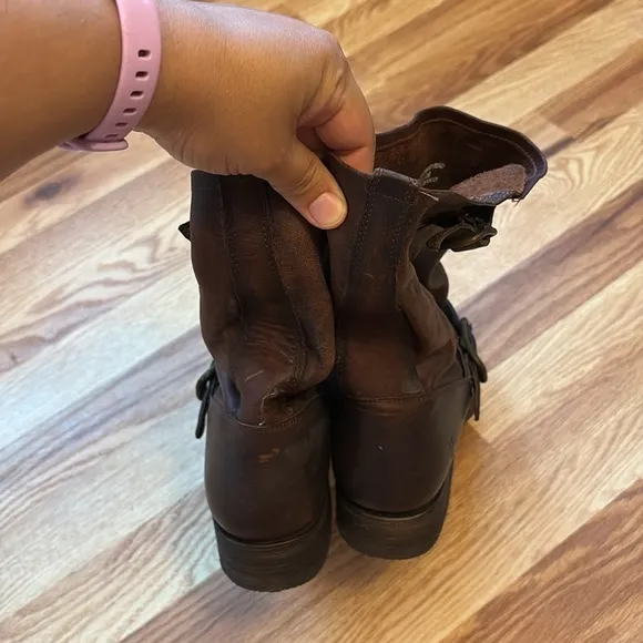 Frye #76509 Veronica Short Womens Harness Riding Motorcycle Leather Boots Sz 7.5