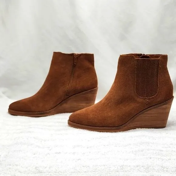FRYE &amp; CO. KAYE CHELSEA WEDGE ZIPPER ANKLE BOOTIES SIZE 7 NWOB CUTE😍