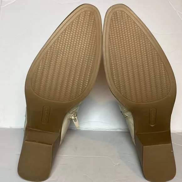 Frye &amp; Co Women's Cream Palma Stacked Heel Faux Leather Ankle Boots