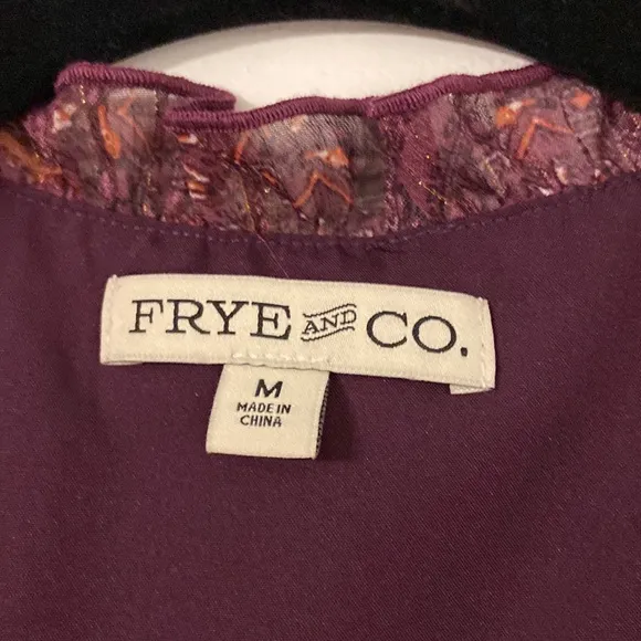 FRYE AND CO DRESS SIZE M BRAND NEW PERFECT WITH FRYE BOOTS LONG SLEEVES