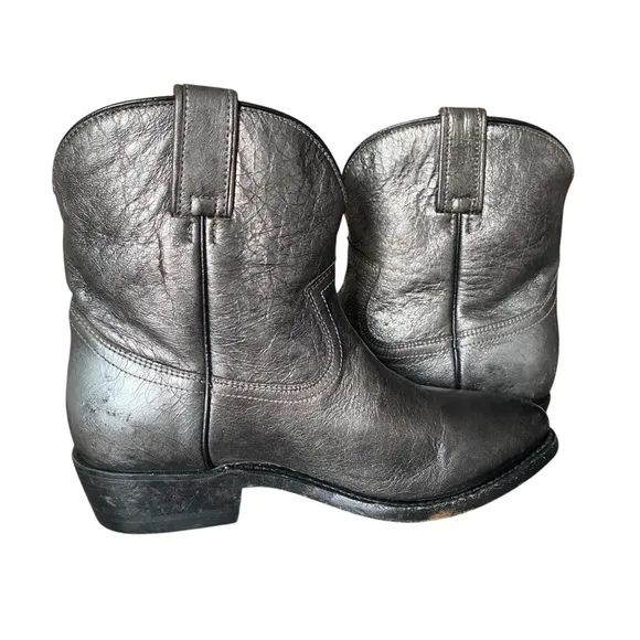 Frye Billy Short Ankle Dark Pewter Boots Silver Metallic size 8