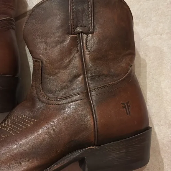 FRYE billy short country western cowboy boots - brown
