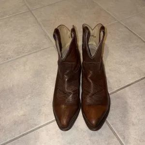 FRYE billy short country western cowboy boots - brown