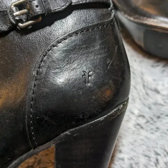 Frye Black Ankle Booties Heel Jenny Leather Zipper Equestrian 8.5