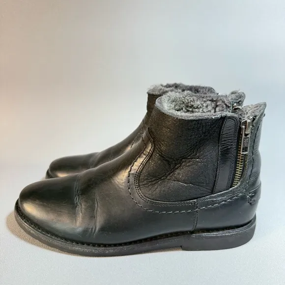 Frye Black Leather Double Zip Shearling Lined Short Ankle Boots 7B