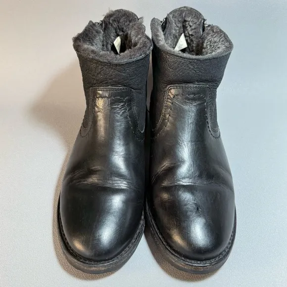 Frye Black Leather Double Zip Shearling Lined Short Ankle Boots 7B
