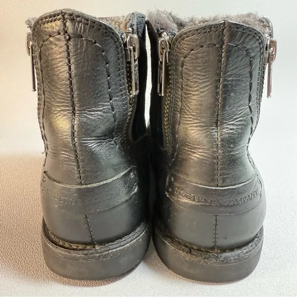 Frye Black Leather Double Zip Shearling Lined Short Ankle Boots 7B