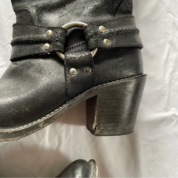 Frye Carmen Harness Short Boots in dusty black