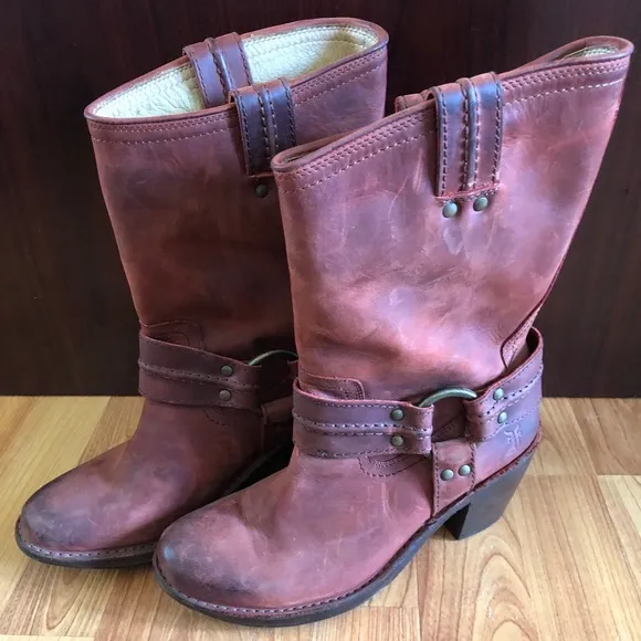 Frye Carmen Short Boot