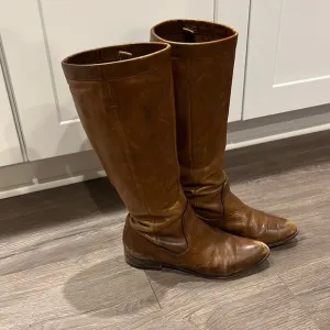 Frye Cindy Slouch Brown Boots | Professional Cobbler Redone Soles | Vintage