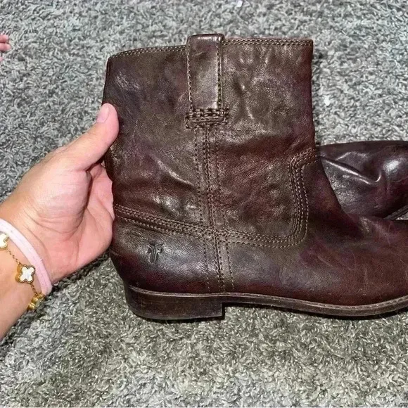 Frye Dark Brown Anna Shortie Boots Pull-on Short Booties Sz 8.5M