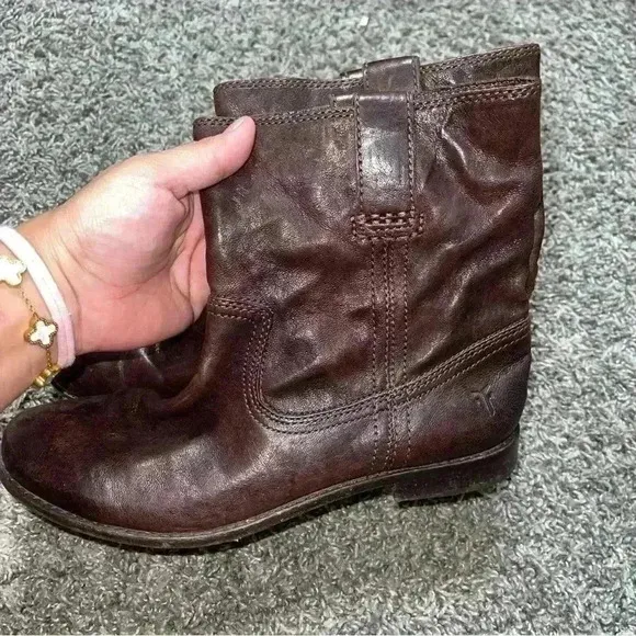 Frye Dark Brown Anna Shortie Boots Pull-on Short Booties Sz 8.5M
